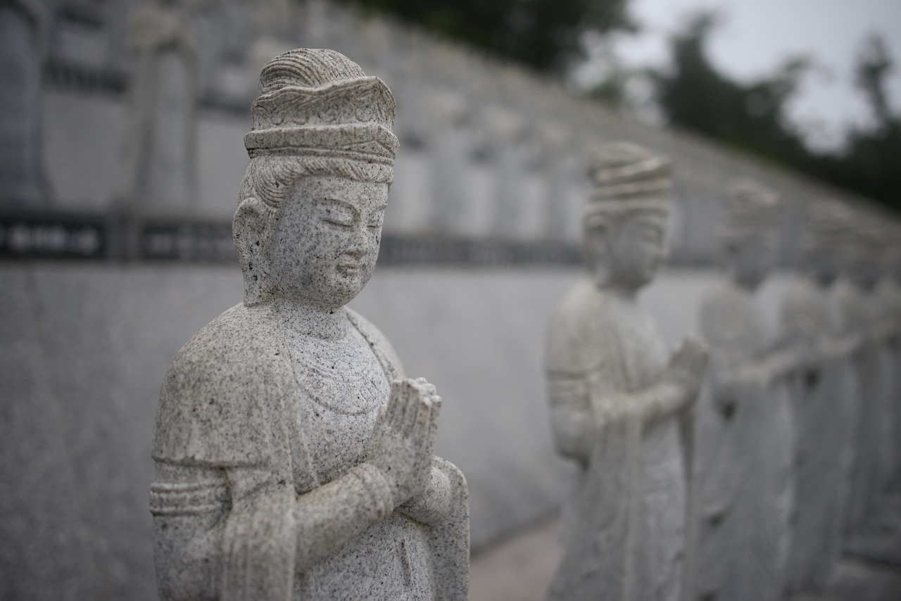 La Meditación ZEN, Más de 10 Beneficios, Usos y Secretos Milenarios PARA UTILIZAR La Meditación ZEN, Más de 10 Beneficios, Usos y Secretos Milenarios PARA UTILIZAR