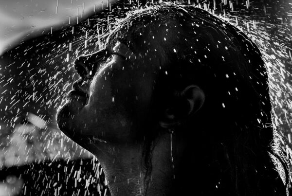 bano de sal y romero como hacerlo para limpiar tu energia en 10 minutos 1