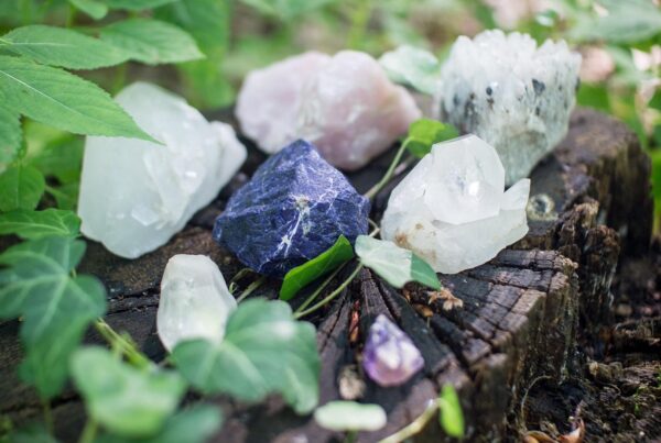 los 5 cristales que el universo te envia en 2025 no los ignores 1