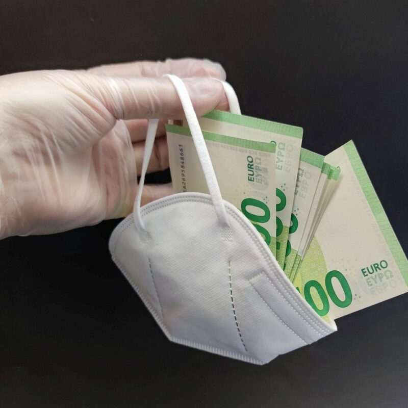 argentina la luz ilumina la oscuridad y aparecen las personas sucias a la vista de todos 1