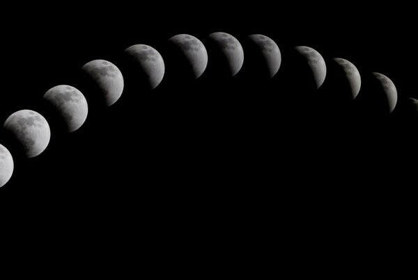 sincroniza tu vida con los ciclos lunares un plan practico para principiantes 1