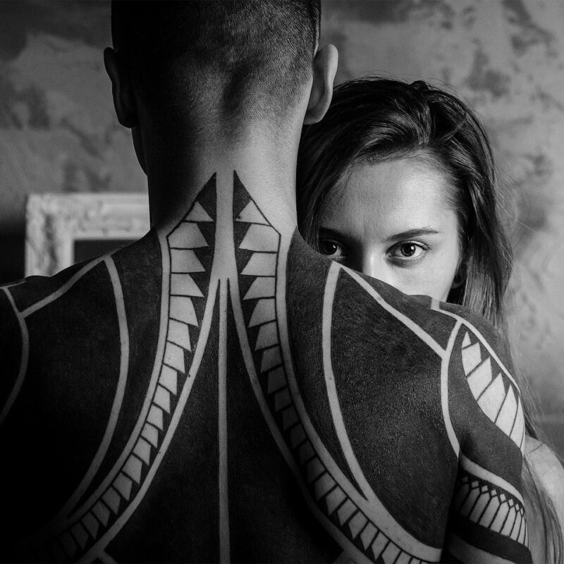 tu cuerpo esta mas pesado hoy no es cansancio es que estas anclando una nueva linea temporal 1