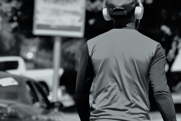 REPROGRAMACION Audio Subliminal PERSONALIZADO con tu NOMBRE scaled 1