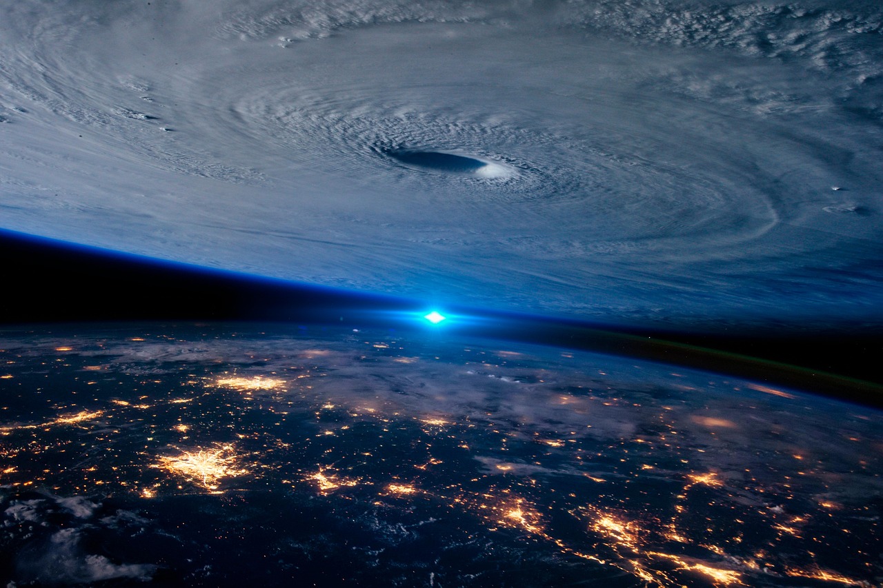 la nasa reporta una onda de calor frio en la ionosfera y los monjes dicen que es la presencia de los vigilantes 1