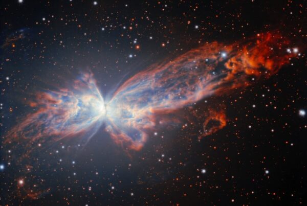 Telescopio Gemini Sur revela nueva imagen de la Nebulosa Mariposa uno de los objetos mas extremos de la Via Lactea